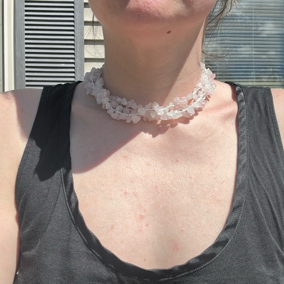 Rose Quartz chip necklace - Picture 3 of 8